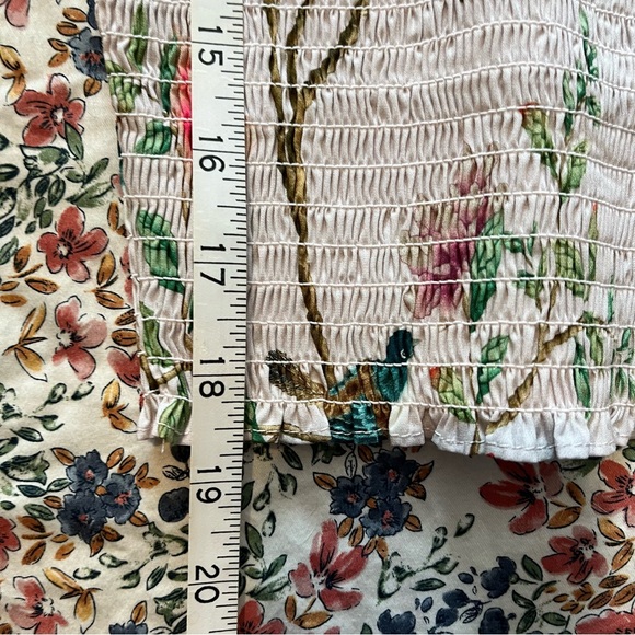 Hillhouse Home Puff Sleeve Aiko Nap Top - Picture 2 of 4